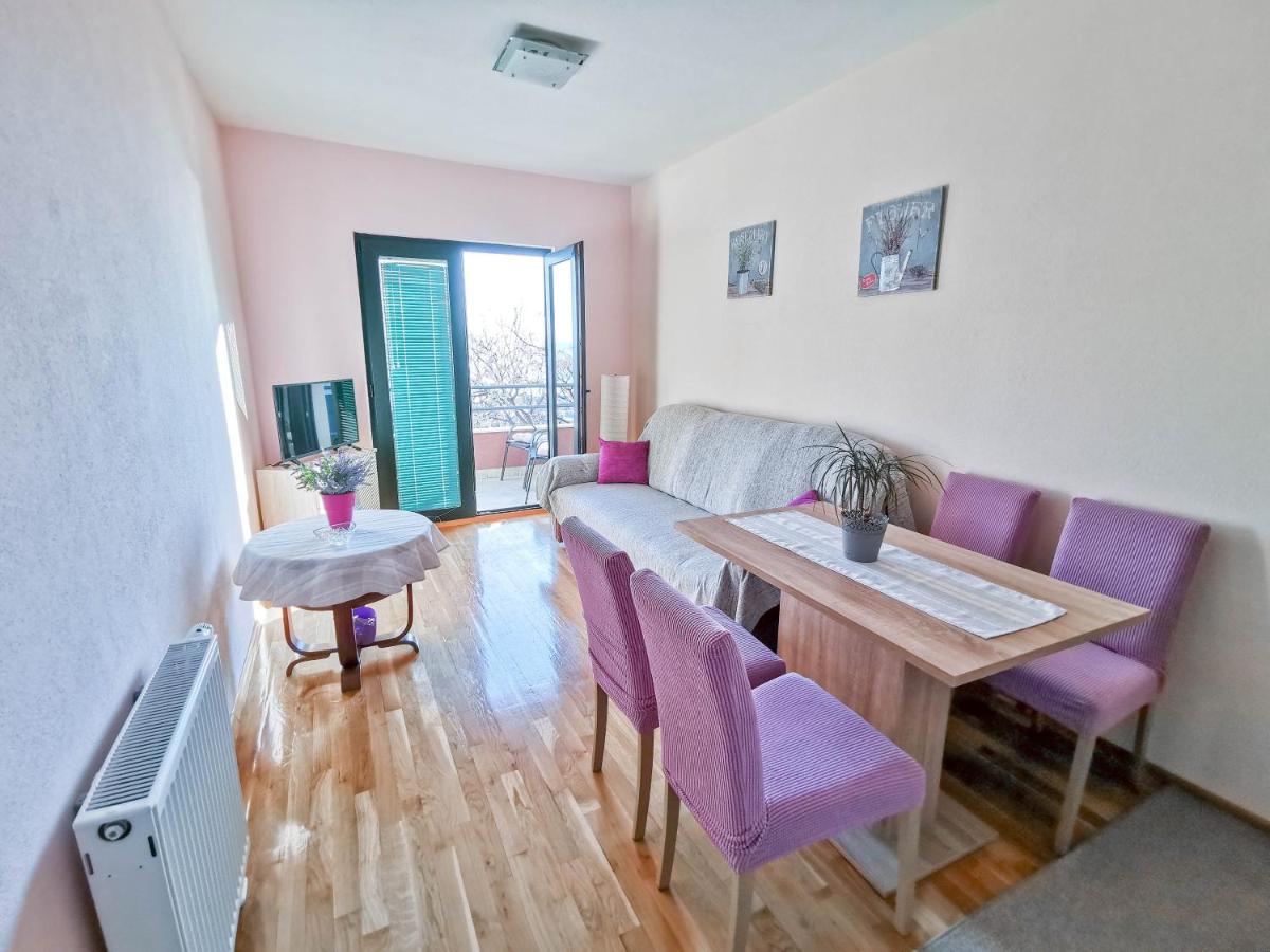 Apartments Vukovic Vanja Makarska Esterno foto