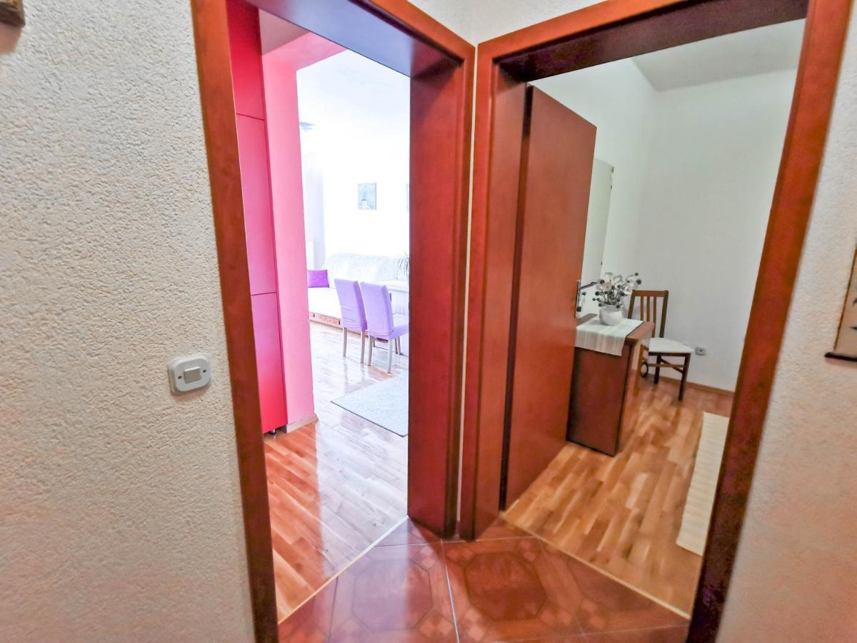 Apartments Vukovic Vanja Makarska Esterno foto