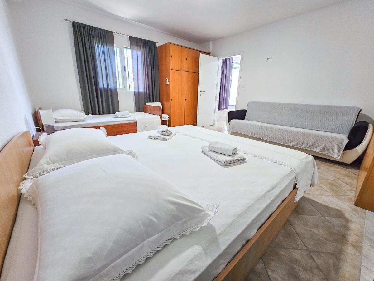 Apartments Vukovic Vanja Makarska Esterno foto
